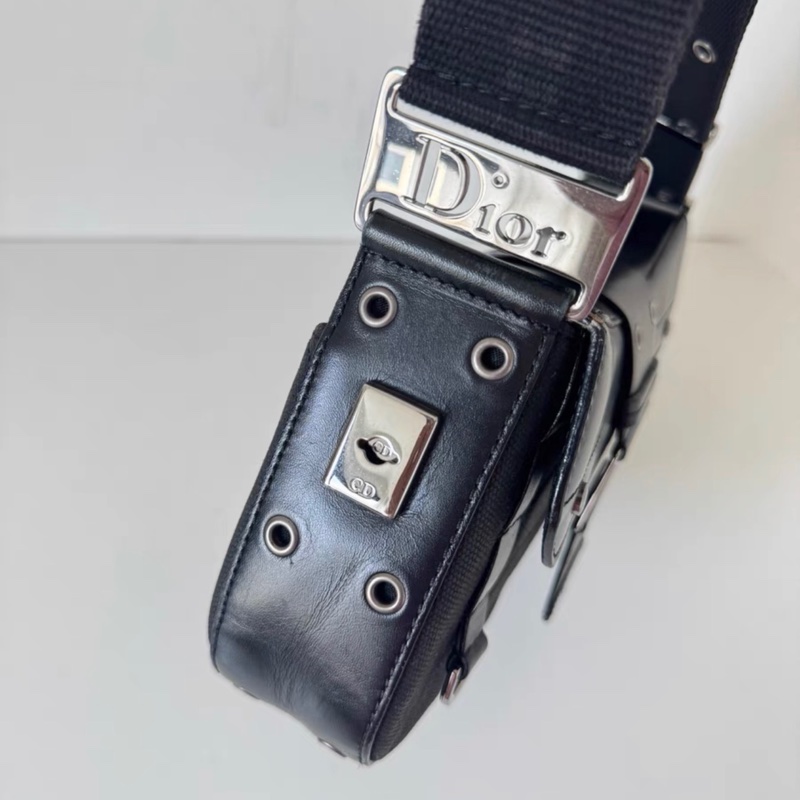 【95%新 ✨ 全網最低價!】Dior 迪奧中古包 黑色 punk朋克系列 海盜爺設計 (下單前先私聊確認❤️)-4