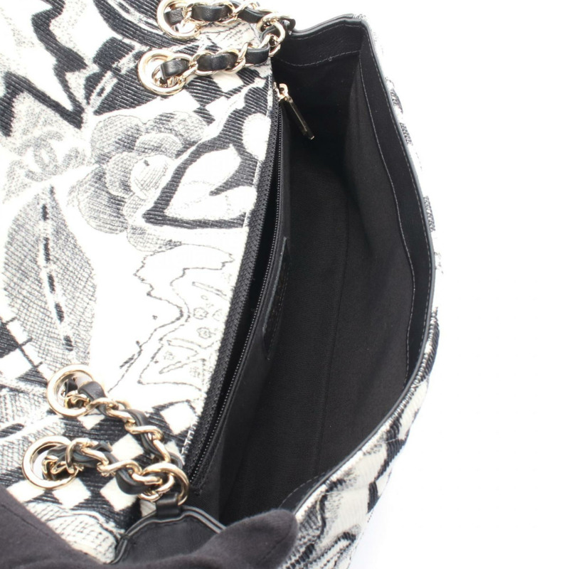 香奈兒人字紋V形縫線肩背包，皮革和燈芯絨材質，女士，白色/黑色-2