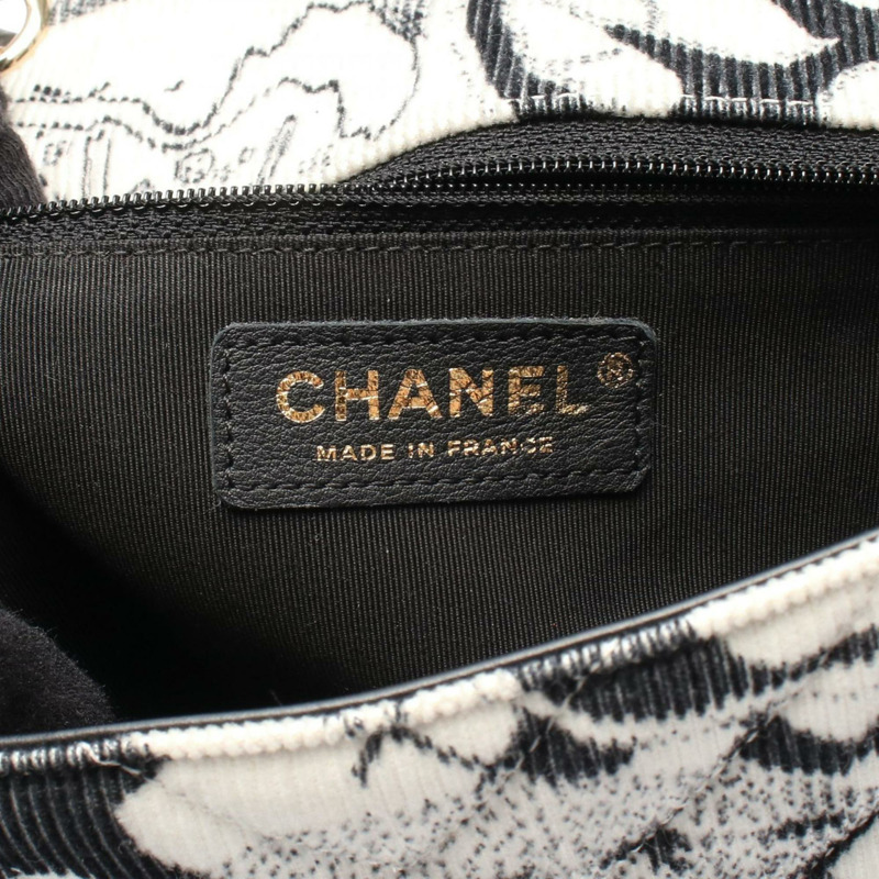 香奈兒人字紋V形縫線肩背包，皮革和燈芯絨材質，女士，白色/黑色-3