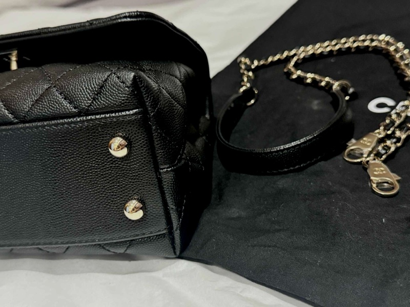 9.8新Chanel coco handle 24荔枝皮黑淡金-9