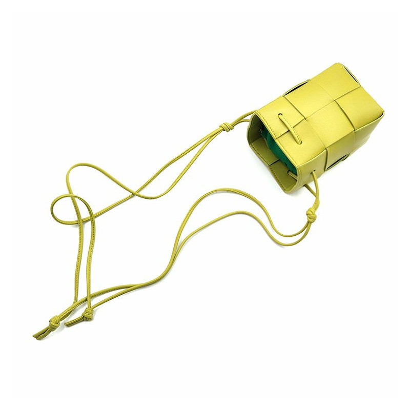 【包稅】BOTTEGA VENETA Bottega Veneta Cassette 迷你水桶包-2