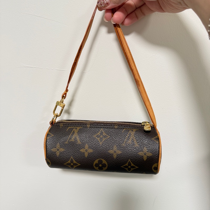 LOUIS VUITTON Monogram Papillon Pochette 巴比龍 老花小筆筒包-0