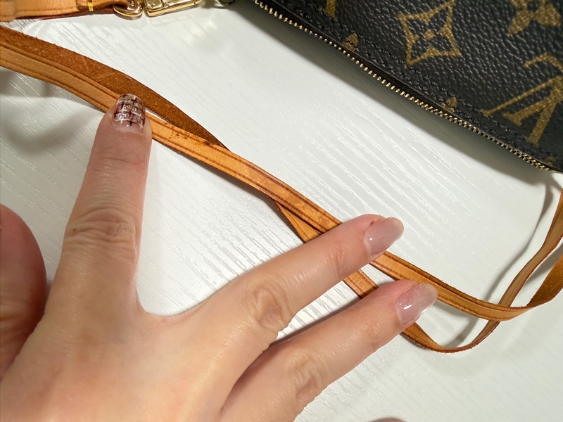 LOUIS VUITTON Monogram Papillon Pochette 巴比龍 老花小筆筒包-18