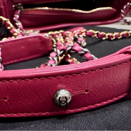 Chanel 菱格紋流浪包 小號-10