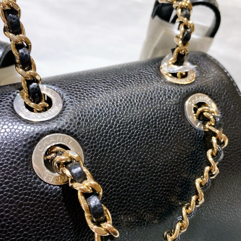 【全新品】香奈兒Chanel 黑色菱格紋荔枝牛皮經典LOGO金扣後背包 晶片款mini可愛俏皮可甜可鹹-8