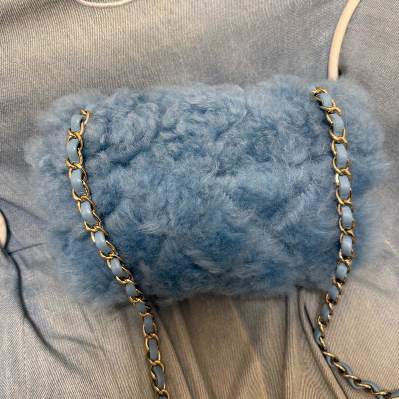 Chanel 秀款baby藍 羊羔毛拼皮20cm-1