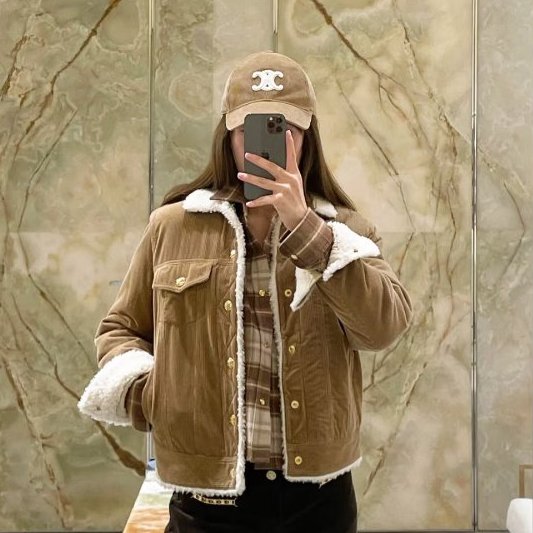 ❤️CELINE 23年款 咖色內裡絨外套 精緻LOGO紐扣-1