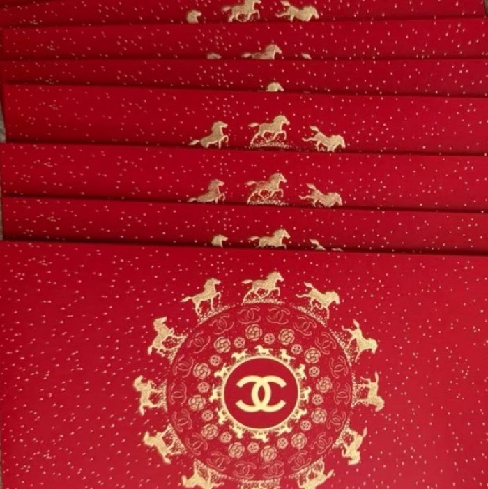 Chanel26紅包袋（👩🏻‍🦰法國製；紅金閃粉設計、看似簡單，其實㘣盤中藏巧妙⋯，每匹奔跑的馬姿式有不同！💕）-10