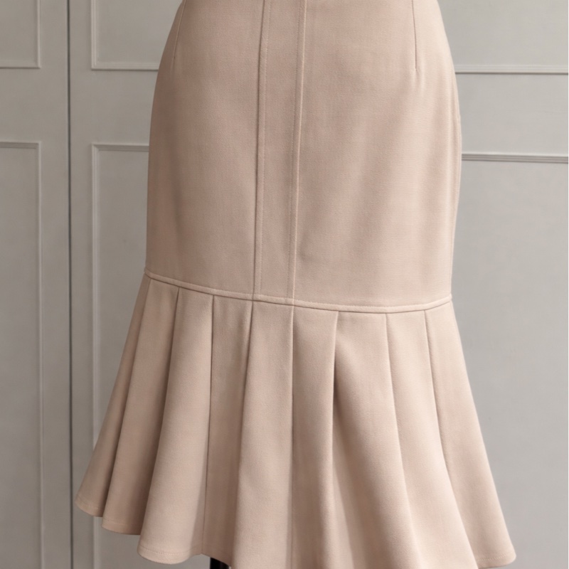 《新歡舊愛》正品CHANEL香奈兒藕駝色毛質細針織半身裙38-1