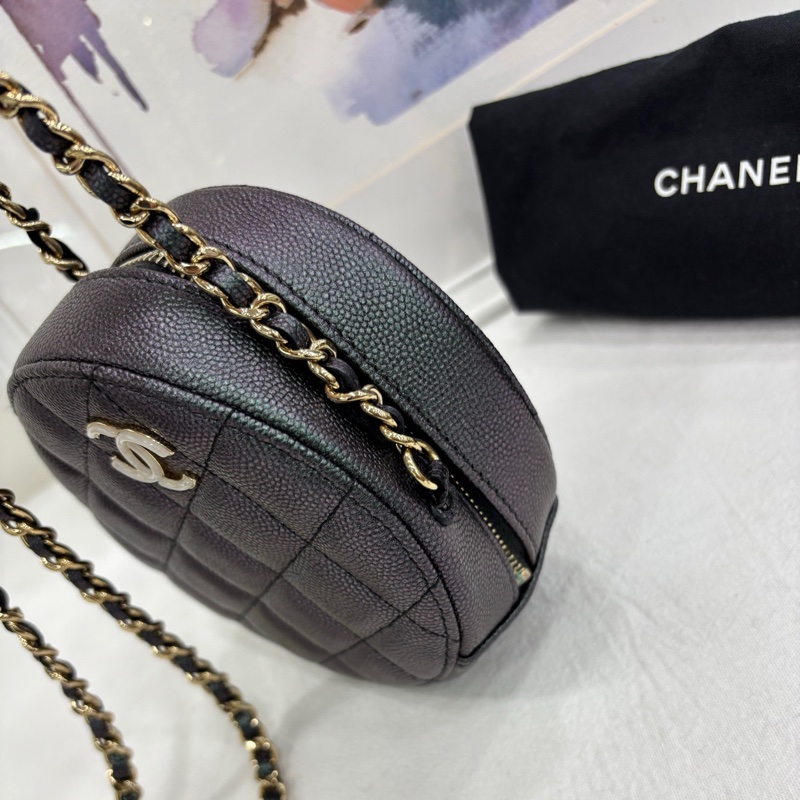 Chanel 香奈兒 幻彩黑色羊皮 琺瑯扣 小圓餅 27開  尺寸：12x12x5.5cm  有購證-2