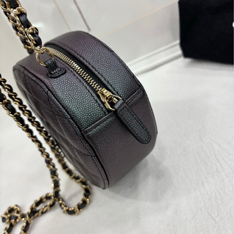 Chanel 香奈兒 幻彩黑色羊皮 琺瑯扣 小圓餅 27開  尺寸：12x12x5.5cm  有購證-3