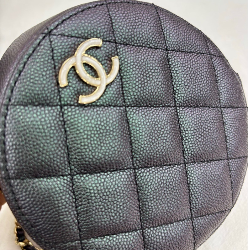 Chanel 香奈兒 幻彩黑色羊皮 琺瑯扣 小圓餅 27開  尺寸：12x12x5.5cm  有購證-5