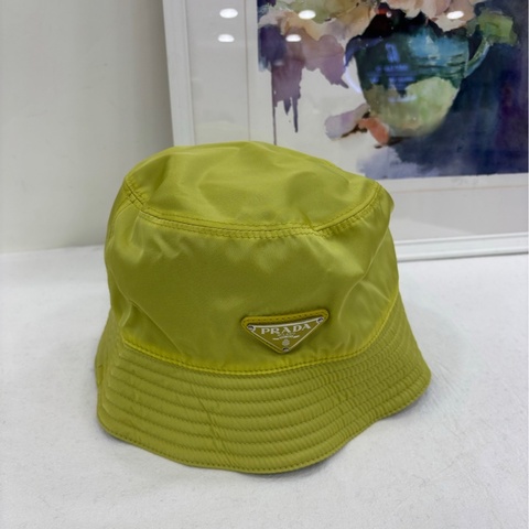 PRADA普拉達 黃色尼龍漁夫帽 三角標 M碼 全新