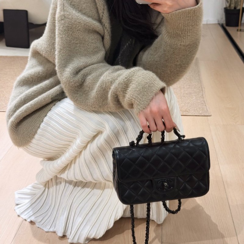 CHANEL 25C漆皮手柄Handle Mini CF - So black-11