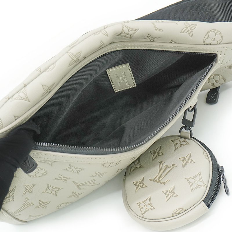 Louis Vuitton Monogram Shadow壓花牛皮斜背胸口包(M14916-沙灰色)-4