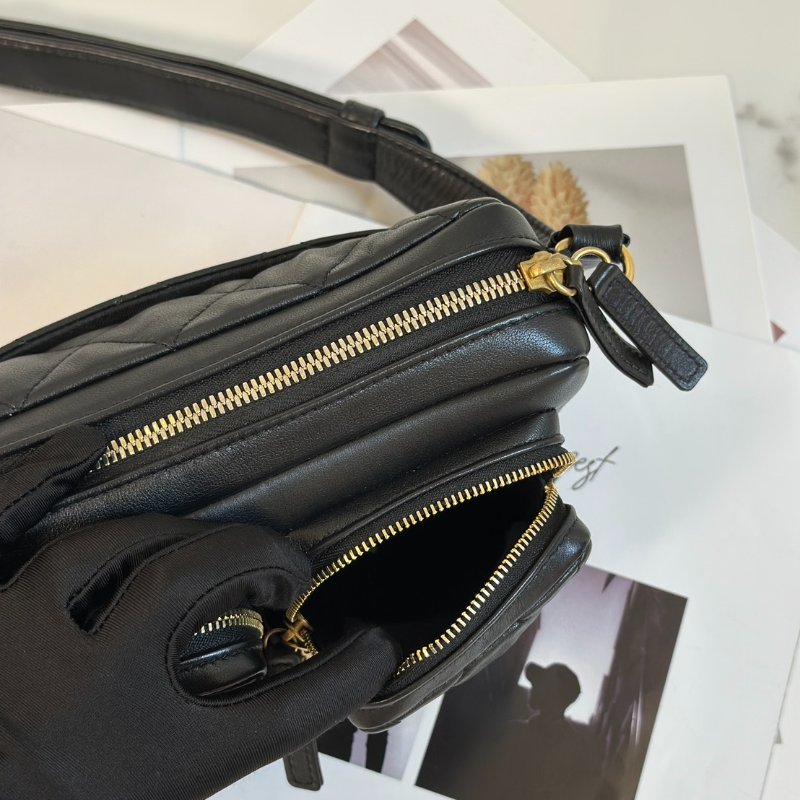 CHANEL 雙口袋炸藥包 - 小號黑金-7