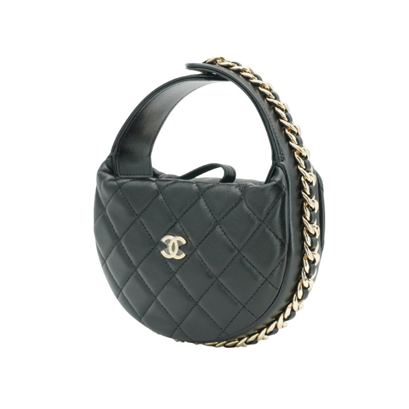 Chanel 菱格羊皮淡金釦手提彎月包(AP3095-黑)-1
