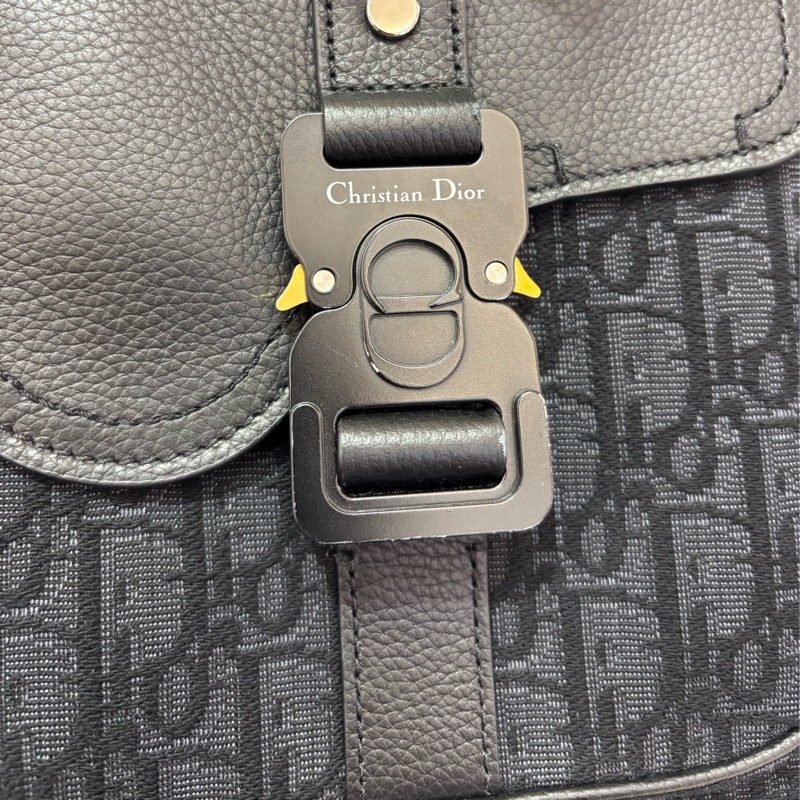 Dior字花Saddle後背包-6