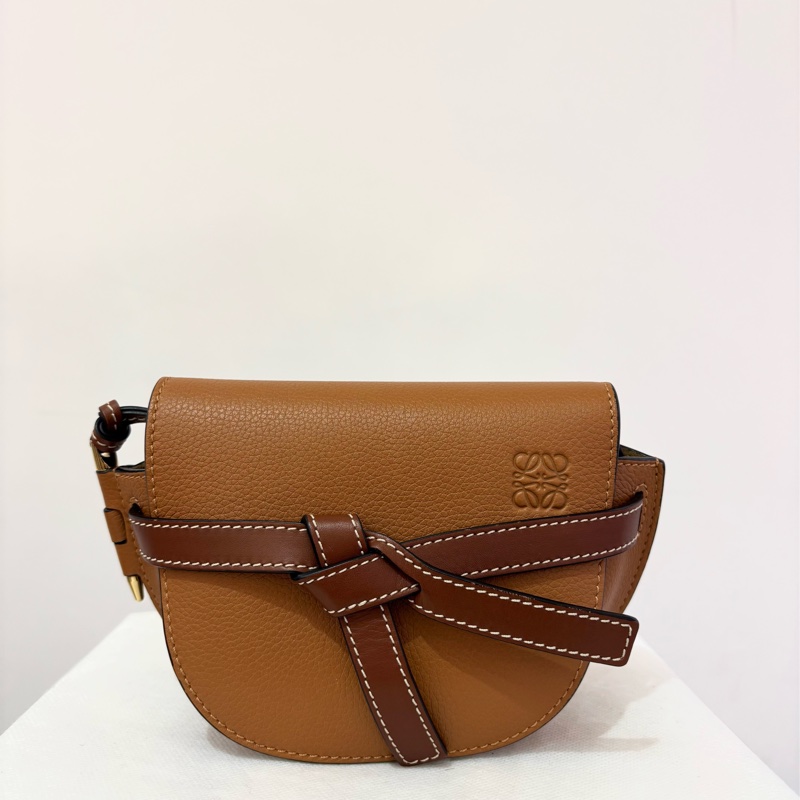 LOEWE 焦糖色 MINI GATE-0