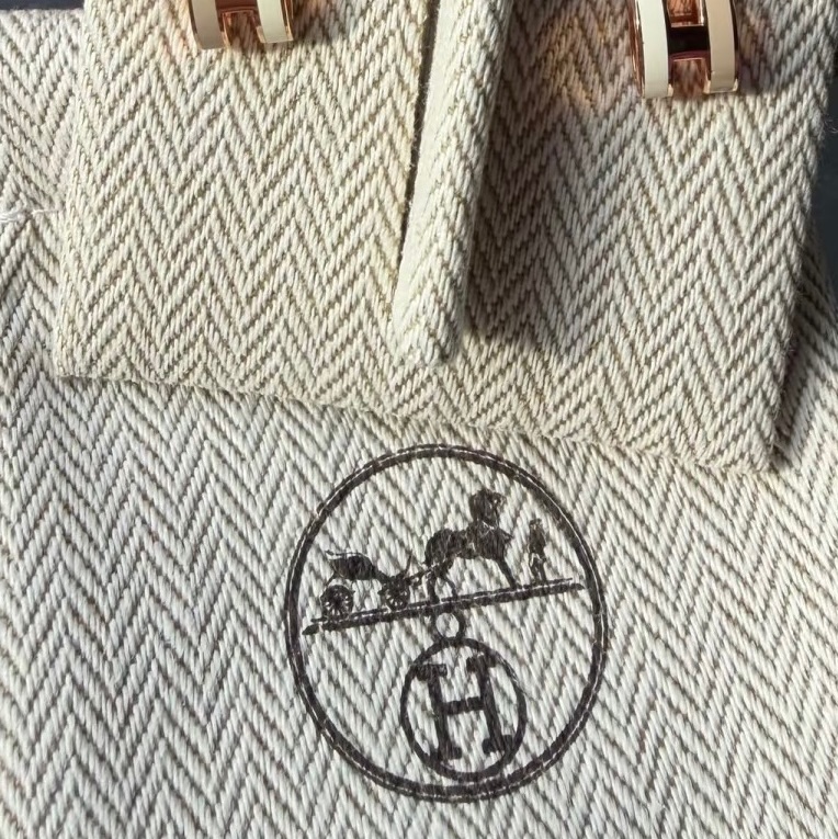 Hermes Mini Pop H Rocabar 2026新款耳環（撞色奶茶 & 白色 搭配玫瑰金）-3