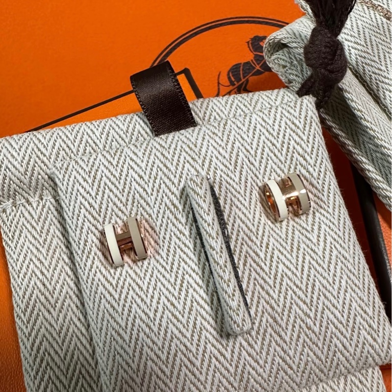Hermes Mini Pop H Rocabar 2026新款耳環（撞色奶茶 & 白色 搭配玫瑰金）-10