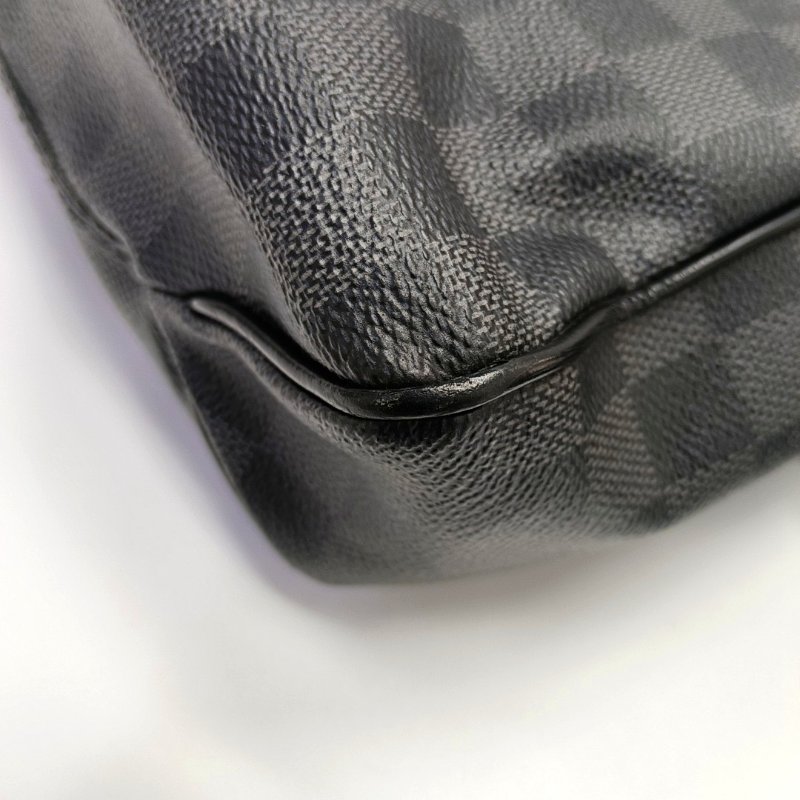 LOUIS VUITTON DISTRICT中號灰色塗層帆布棋盤格郵差包單肩包斜挎包銀色五金-14