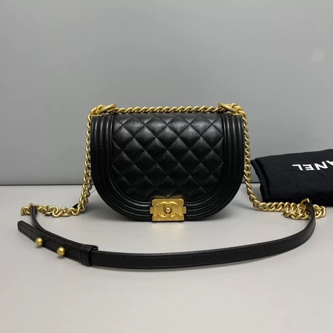 Chanel香奈兒 leboy黑金牛皮荔枝紋馬鞍包 芯片款