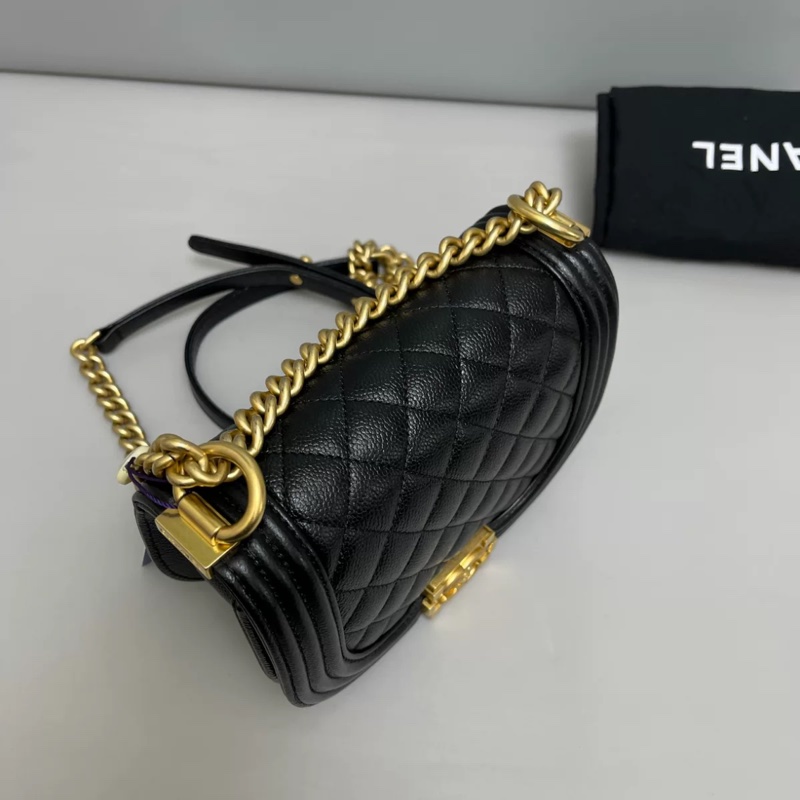 Chanel香奈兒 leboy黑金牛皮荔枝紋馬鞍包 芯片款-4