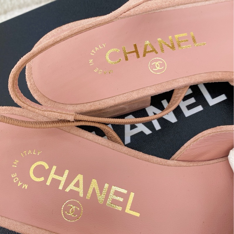 99新Chanel香奈兒 23s裸粉色麂皮低跟單鞋 37.5碼-5