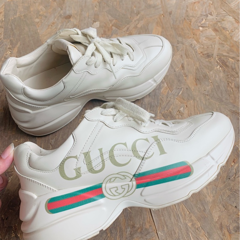 97新Gucci古馳 米色經典腰帶logo厚底系幫老爹鞋 36.5碼經典紅綠配色和品牌標識-2