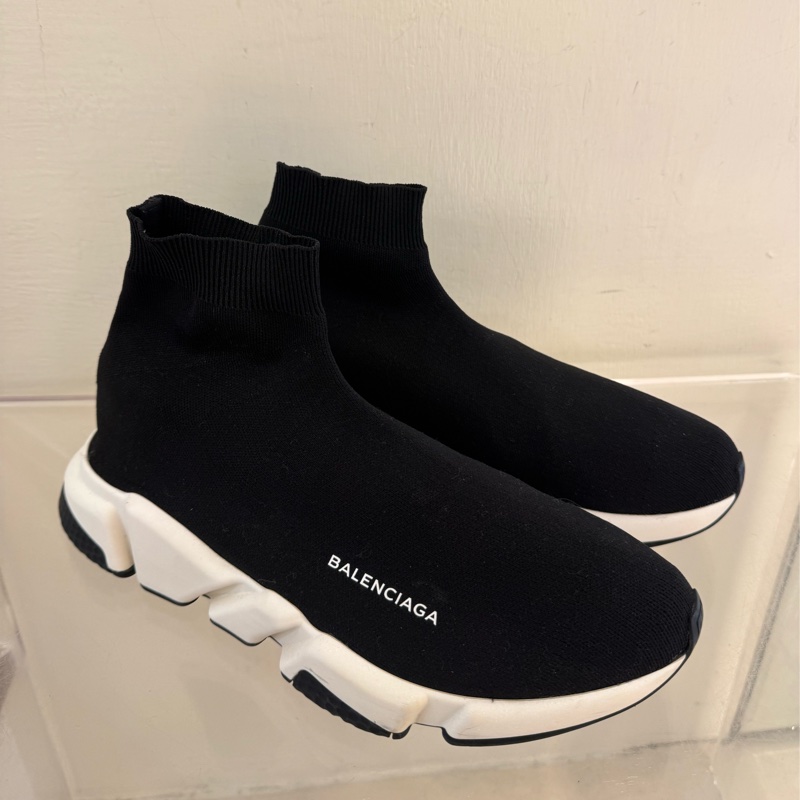 Balenciaga 黑色襪套鞋44號 經典不敗-1