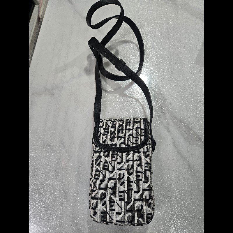 KENZO緹花手機包LOGO印花二合一零錢包手機包斜背包黑/白-3