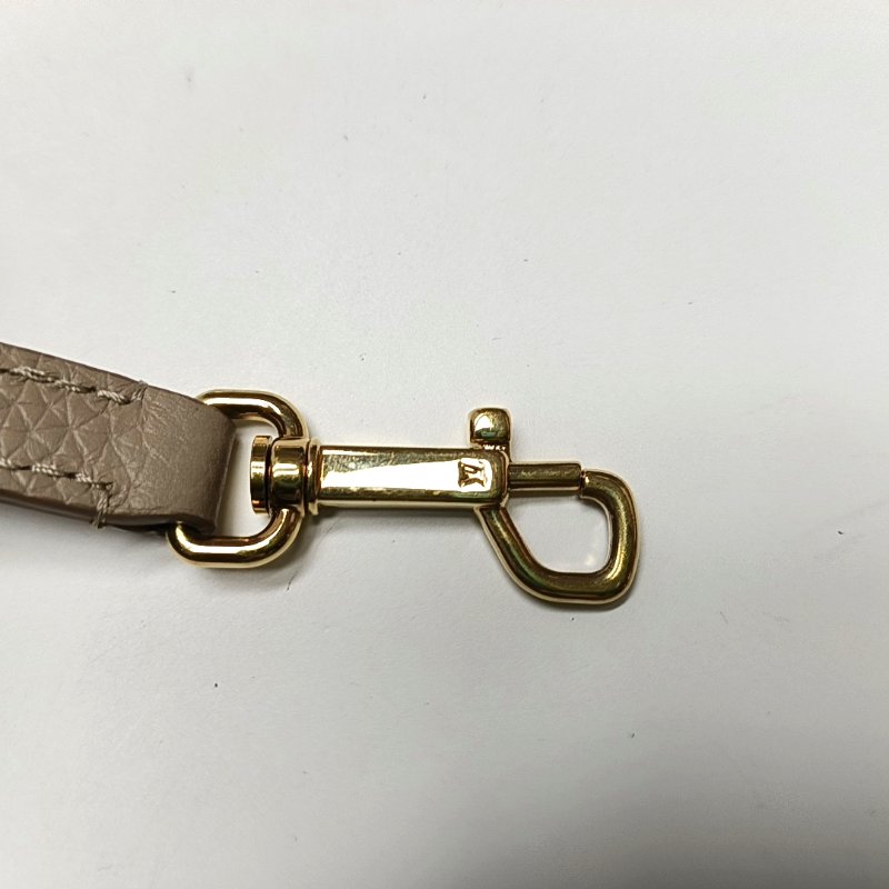 LOUIS VUITTON VOLTA灰色牛皮單肩包手提包金色五金可拆卸肩帶-13