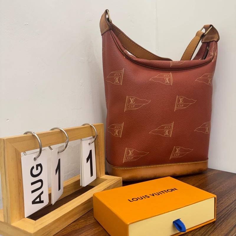 Louis Vuitton 「特價出清」1995美洲杯帆船賽限量斜挎包vintage 中古 二手-0