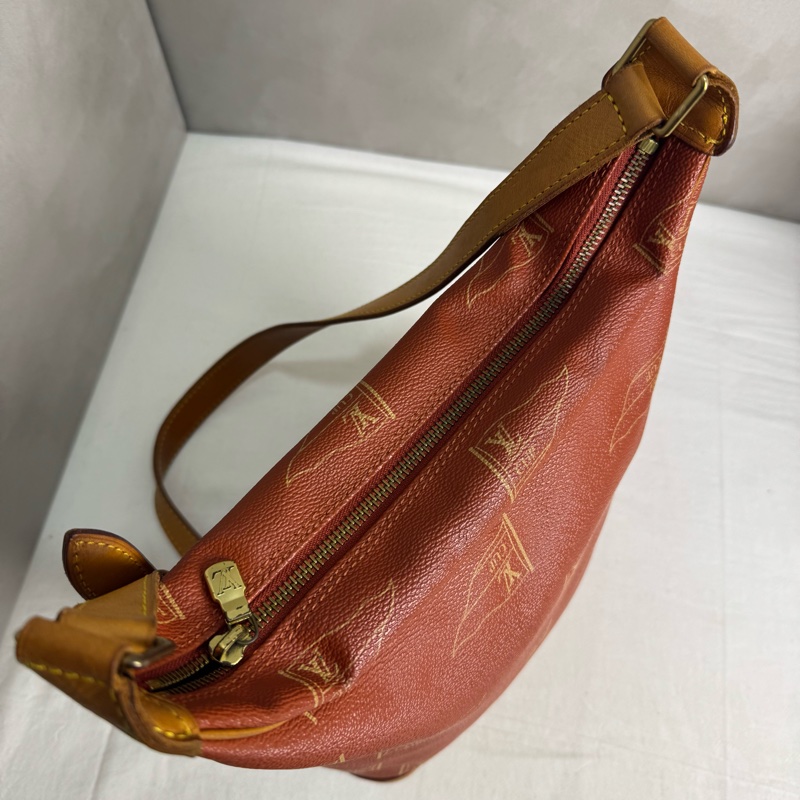 Louis Vuitton 「特價出清」1995美洲杯帆船賽限量斜挎包vintage 中古 二手-12