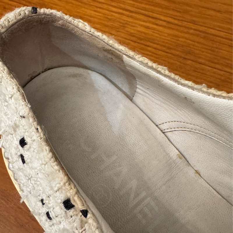 Chanel白毛呢珍珠休閒鞋 38號 新年大特價❤️-16