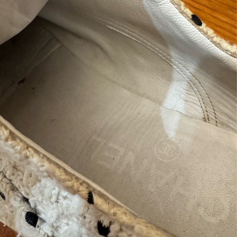 Chanel白毛呢珍珠休閒鞋 38號 新年大特價❤️-20