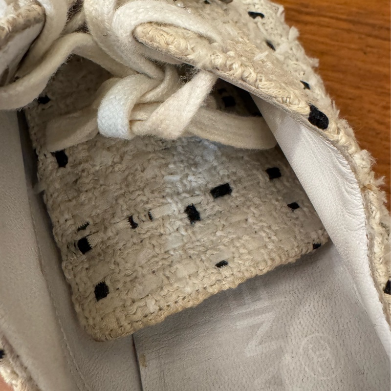 Chanel白毛呢珍珠休閒鞋 38號 新年大特價❤️-23