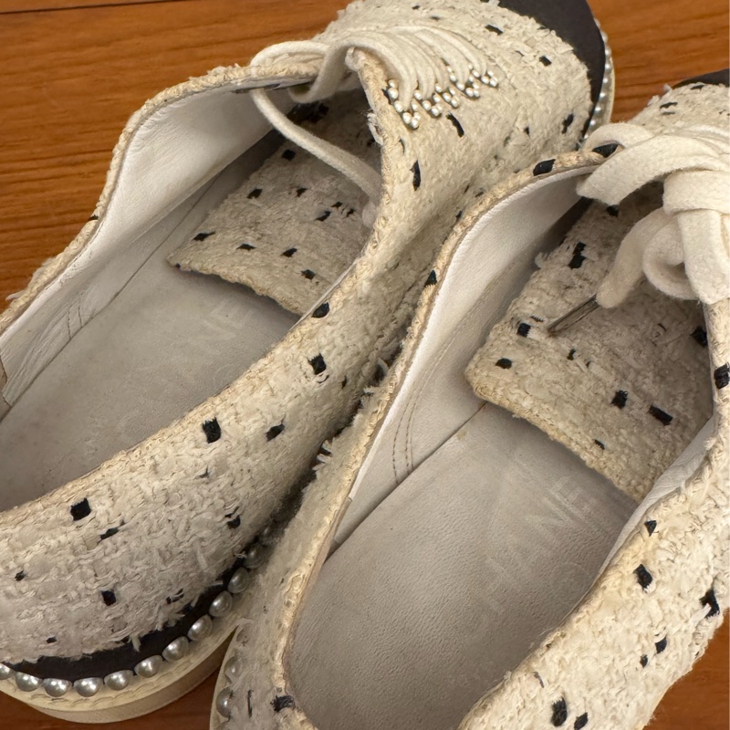 Chanel白毛呢珍珠休閒鞋 38號 新年大特價❤️-38