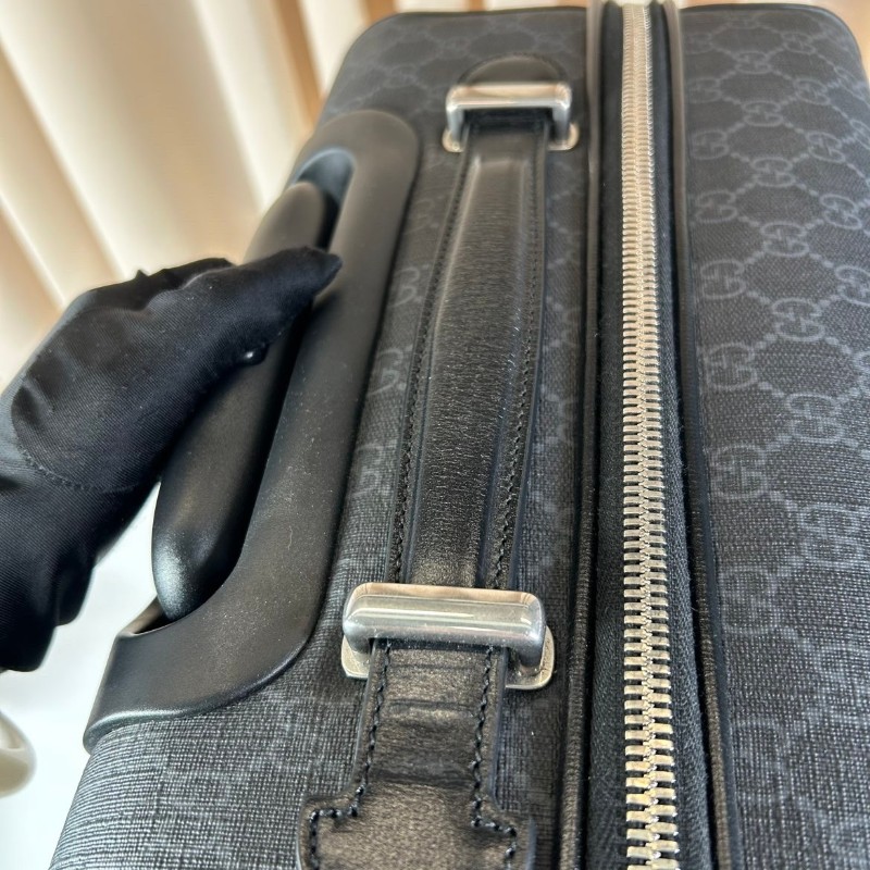 古馳Gucci  黑色老花行李箱拉杆箱登機箱 經典老花logo 做工精緻 容量大 拉杆順滑 萬向輪好推 旅行出差都很實用-21