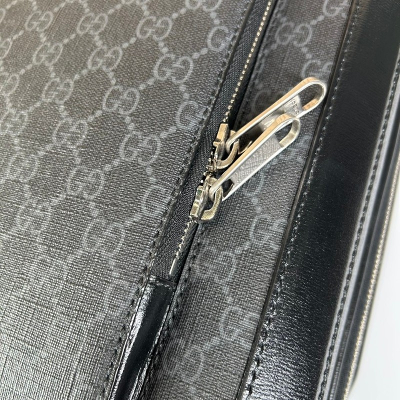 古馳Gucci  黑色老花行李箱拉杆箱登機箱 經典老花logo 做工精緻 容量大 拉杆順滑 萬向輪好推 旅行出差都很實用-24