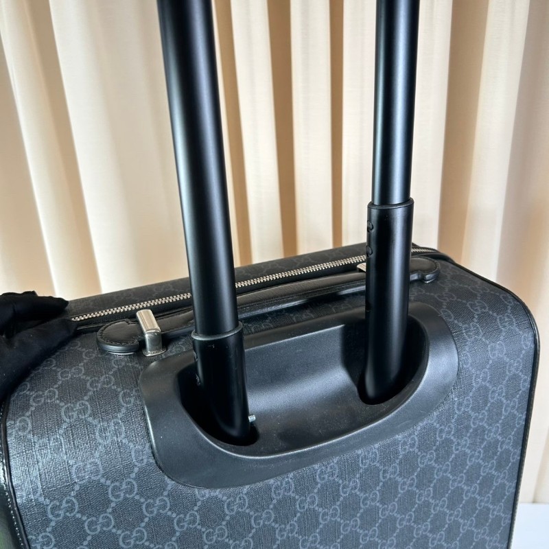 古馳Gucci  黑色老花行李箱拉杆箱登機箱 經典老花logo 做工精緻 容量大 拉杆順滑 萬向輪好推 旅行出差都很實用-27