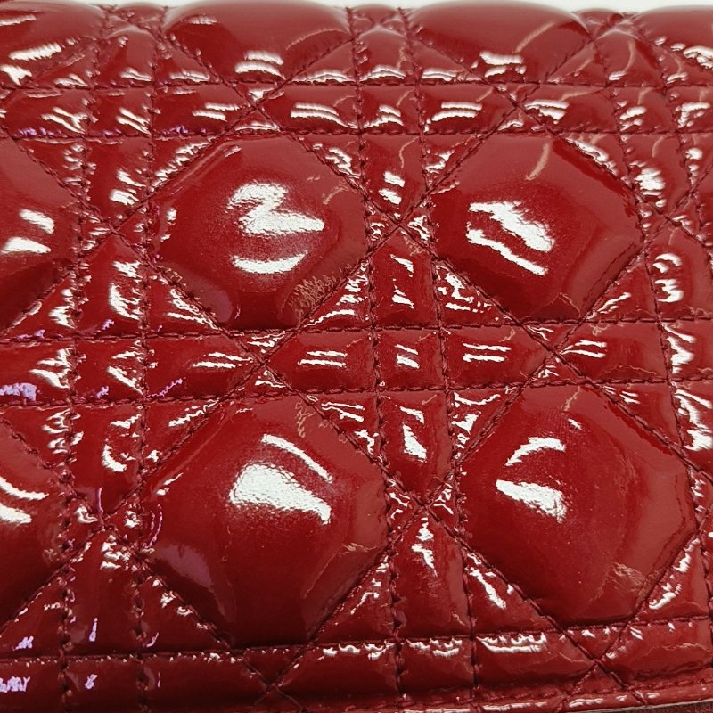 DIOR Lady Dior紅色漆皮藤格紋絎縫單肩包斜挎包銀色五金可拆卸肩帶-9