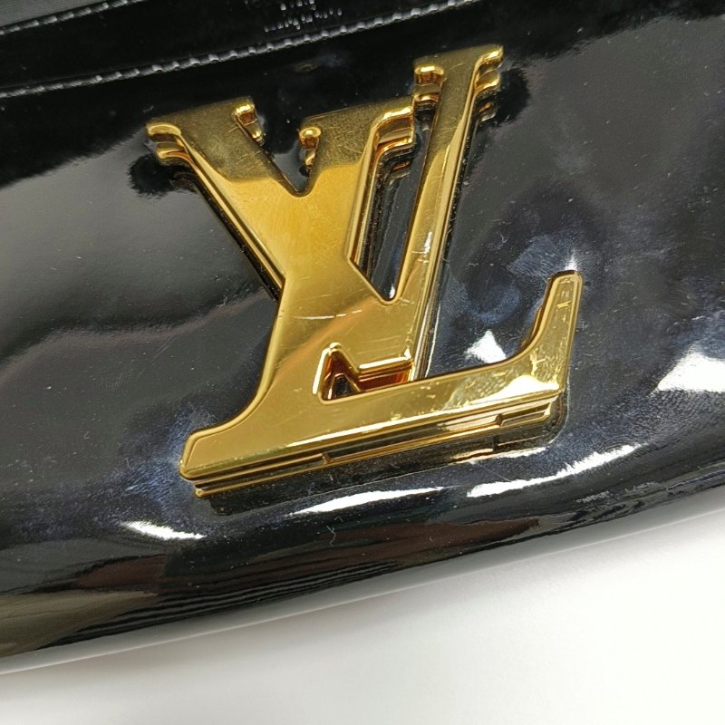 LOUIS VUITTON LOUISE黑色漆皮手拿包金色五金-9