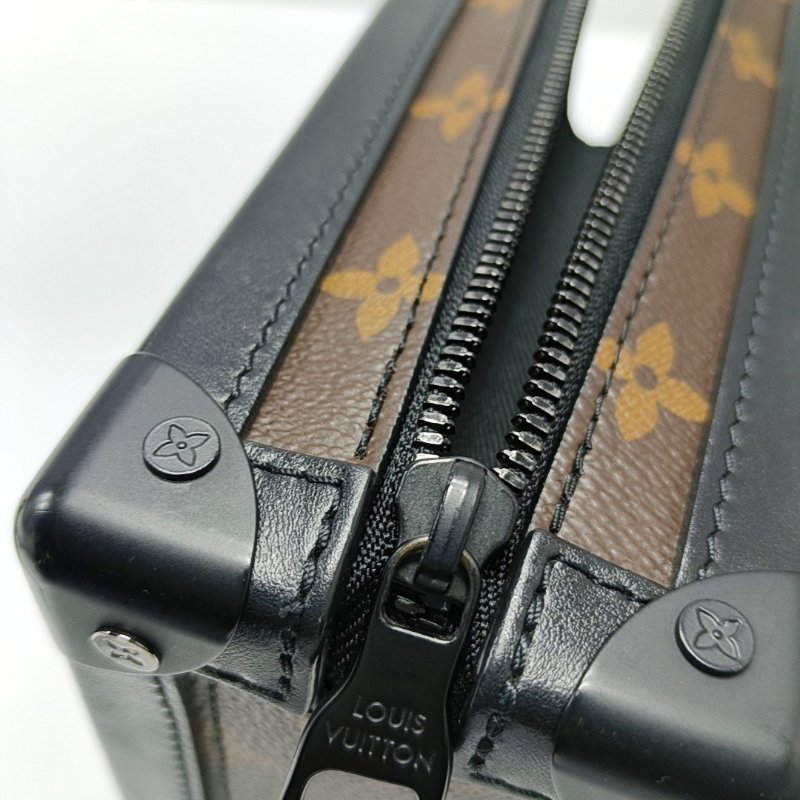 LOUIS VUITTON SOFT TRUNK棕色塗層帆布老花刺繡單肩包斜挎包銀色黑色五金可拆卸肩帶-13