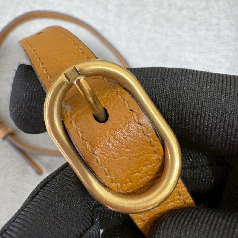 GUCCI 迪士尼米奇聯名迷你圓餅後背包-12