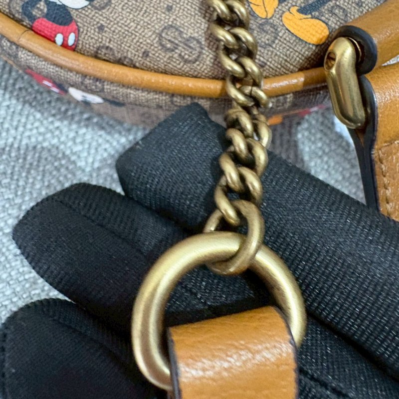 GUCCI 迪士尼米奇聯名迷你圓餅後背包-18