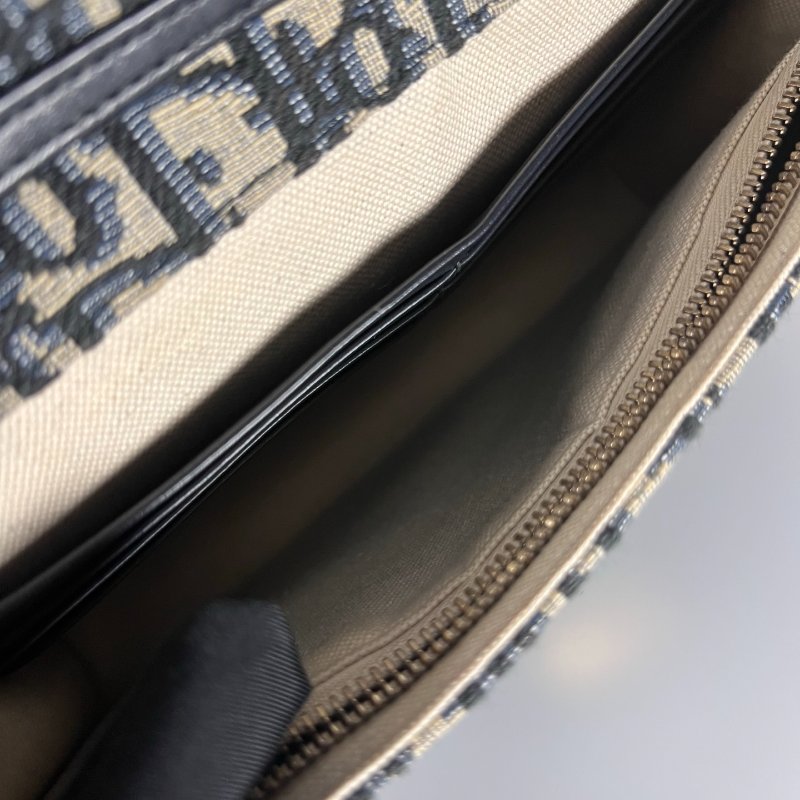 DIOR 老花肩背包WOC-8