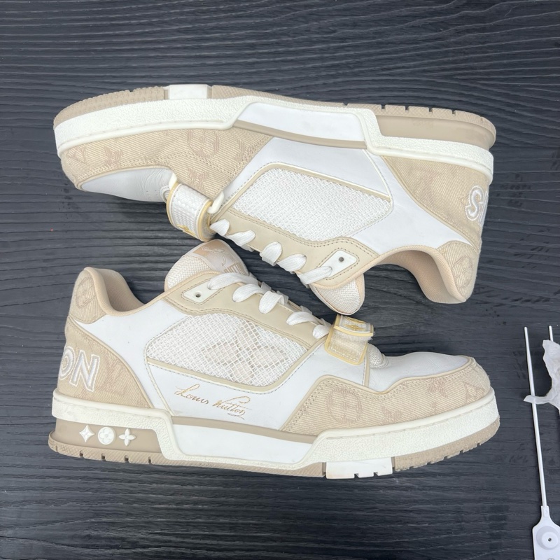 99新Louis Vuitton路易威登 米白魔術貼 碼7  41 碼無附件-4