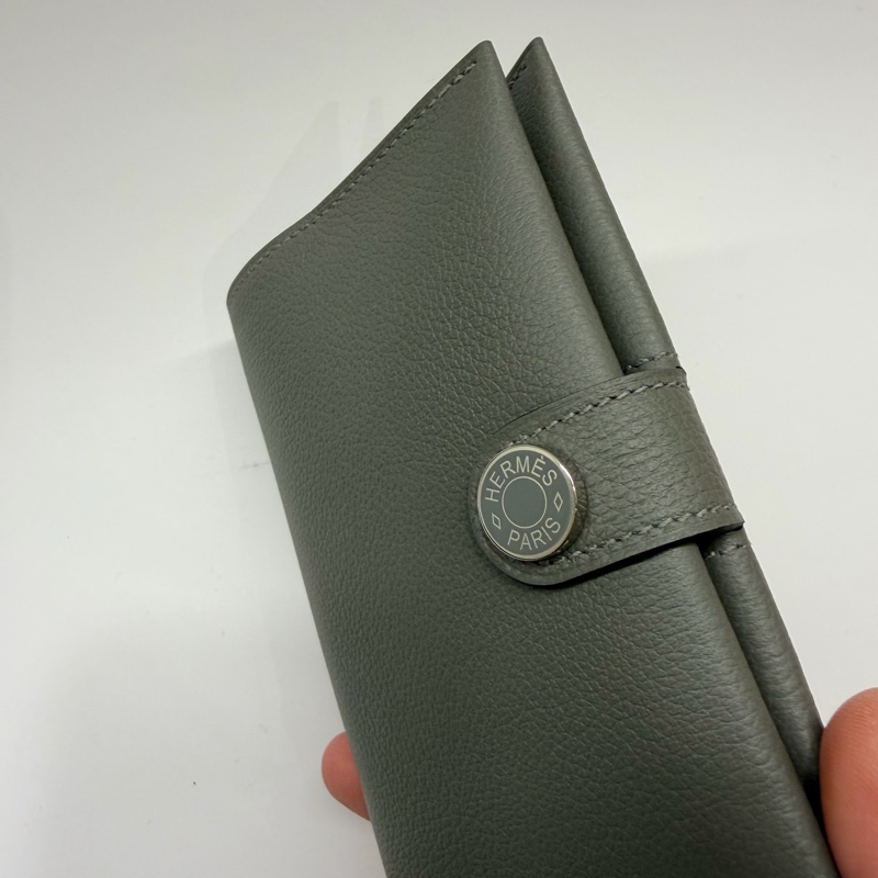 Hermes R.M.S 護照夾 邁耶灰色-1